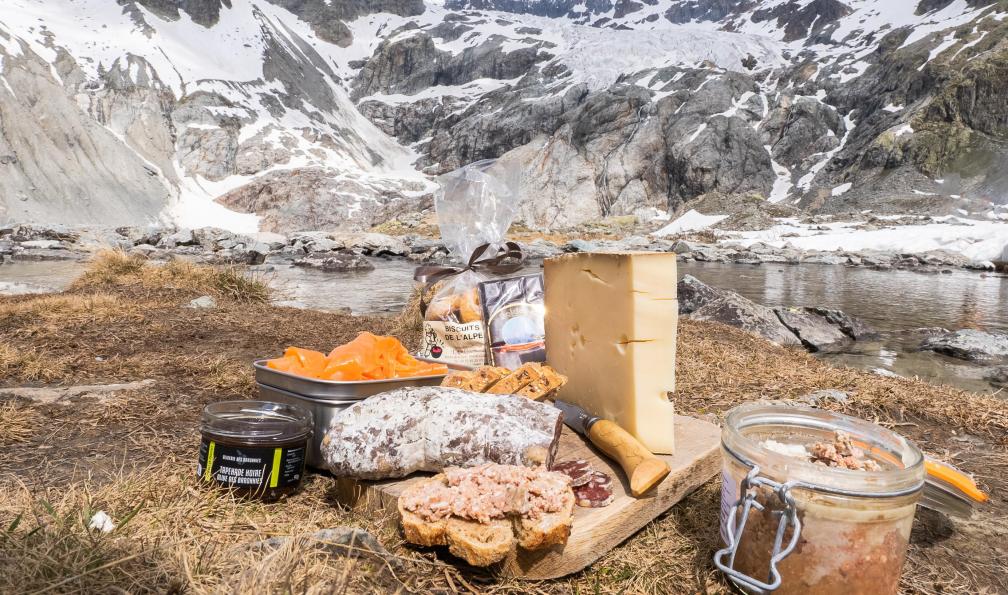 Crétois - Chloé - Produits locaux qui sont donnés lors des pique-niques dans les Alpes du Sud - Le tour des Ecrins - 6