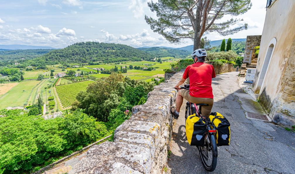 Grez - Nacho - Vue sur le paysage du Lubéron depuis le village de Ménerbes, en vélo - Les charmes du Luberon à vélo - 7