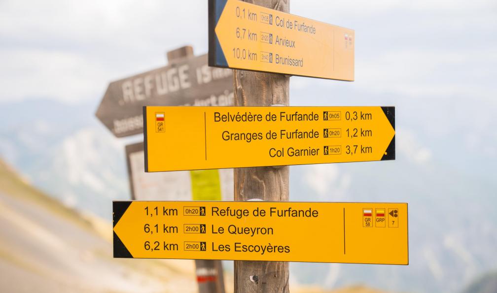 Chloé Crétois -  Panneaux de randonnée dans le queyras, France - Le tour du Queyras confort - 8
