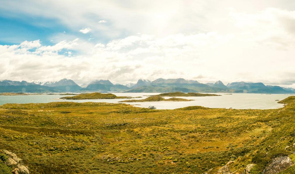 Marco_Piunti -  Istock -  Canal de Beagle, Archipel de la Terre de feu, Andes patagoniennes; Chili - Terre de Feu, Patagonie et Iguazú - 5