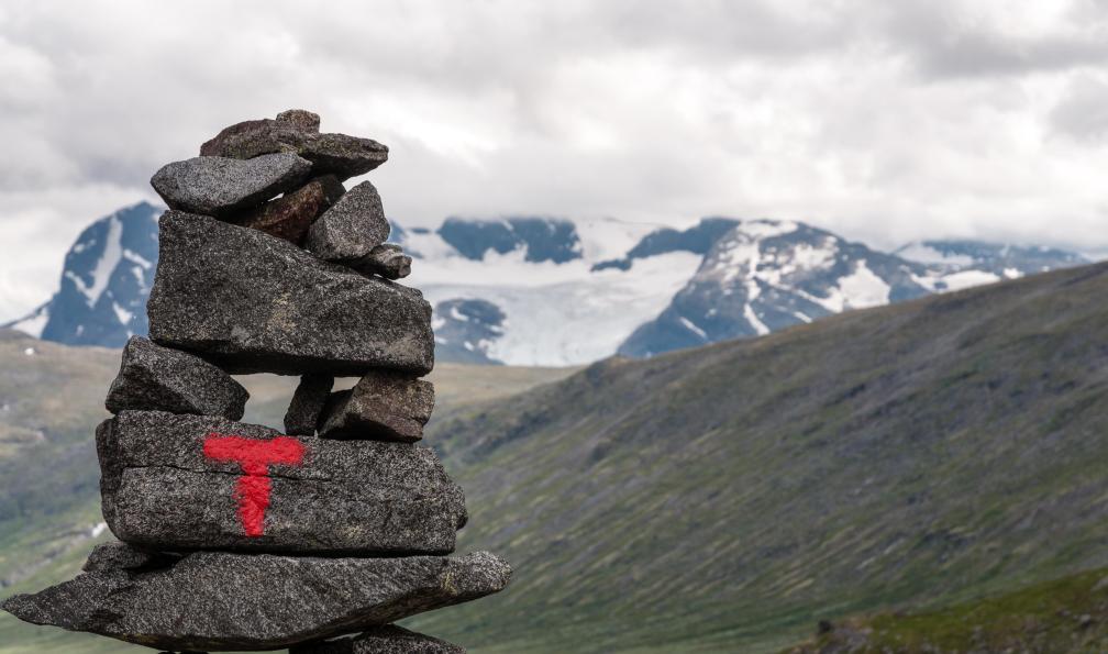 Michael - Pieper - Adobe Stock - Balise sentier dans le Parc national de Jotunheimen, Norvège - Randonnées au coeur des fjords - 6