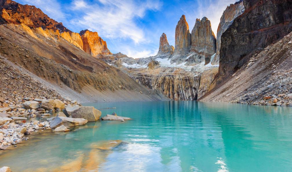SCStock - Adobe stock - Lac de Torres del Paine, Patagonie, Chili - Ushuaia et les géants de Patagonie - 3