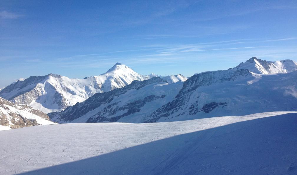 Depuis le refuge du Mönch, Alpes, Suisse. - La haute route de l'Oberland à ski - 6