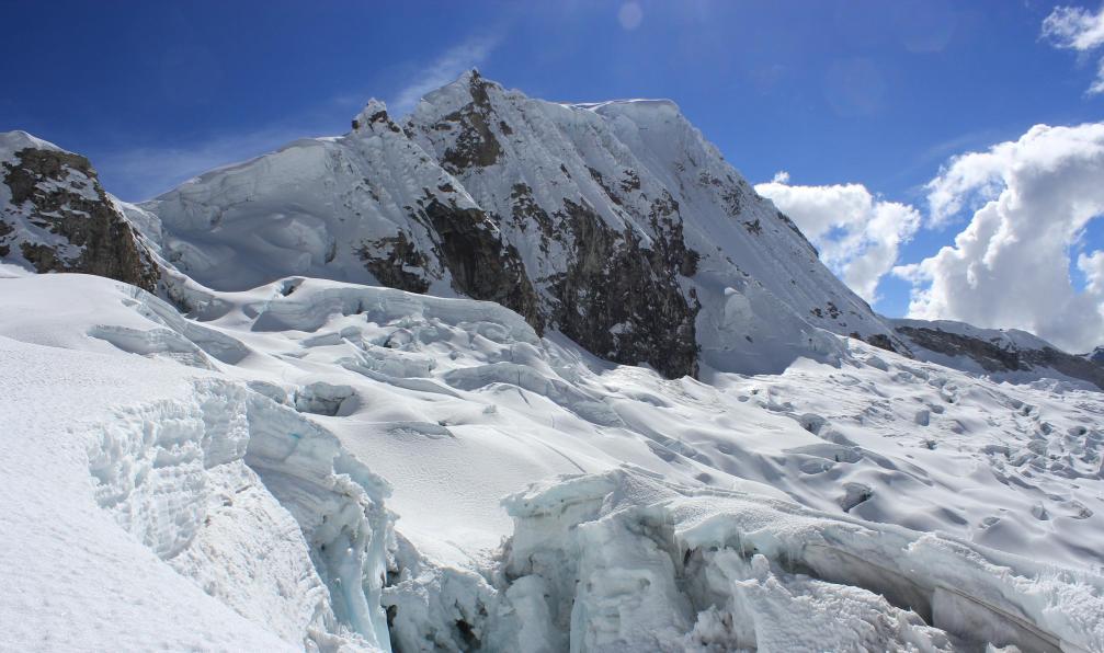 danimarco - Adobe Stock - Glacier Pisco, Pérou - Cordillères Blanche, Huayhuash et Pisco (5750 m) - 18