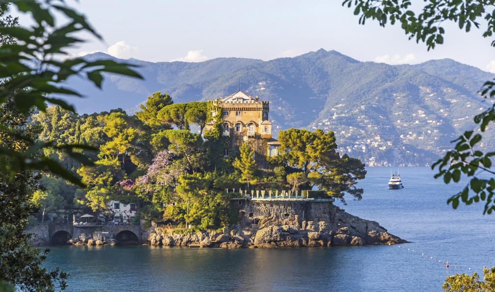 katatonia82 -  istock -  vue de la baie de Paraggi à Santa Margherita Ligure, Italie - Les Cinque Terre grand format - 1