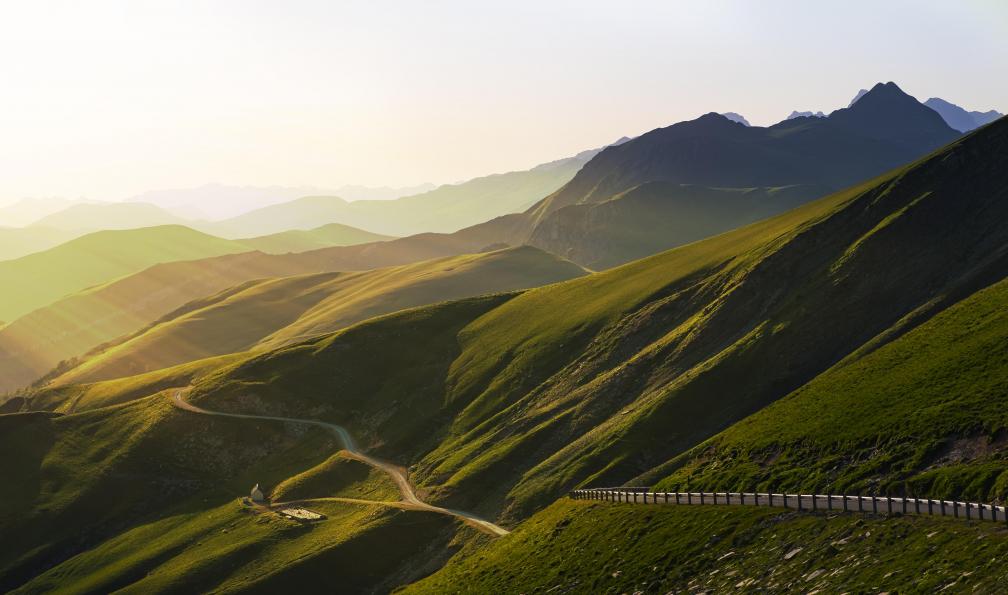 poliki - istock - sommet mythique du pic d'Orhy (2017 m), France - Le Pays Basque secret - 10