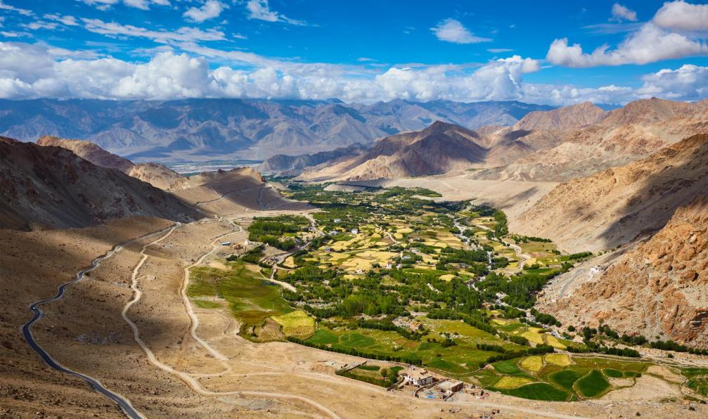 f9photos -  istock -  Vue de la vallée de l’Indus dans l’Himalaya. Ladakh, Inde - Petit Tibet: Trek dans la vallée de Sham - 3