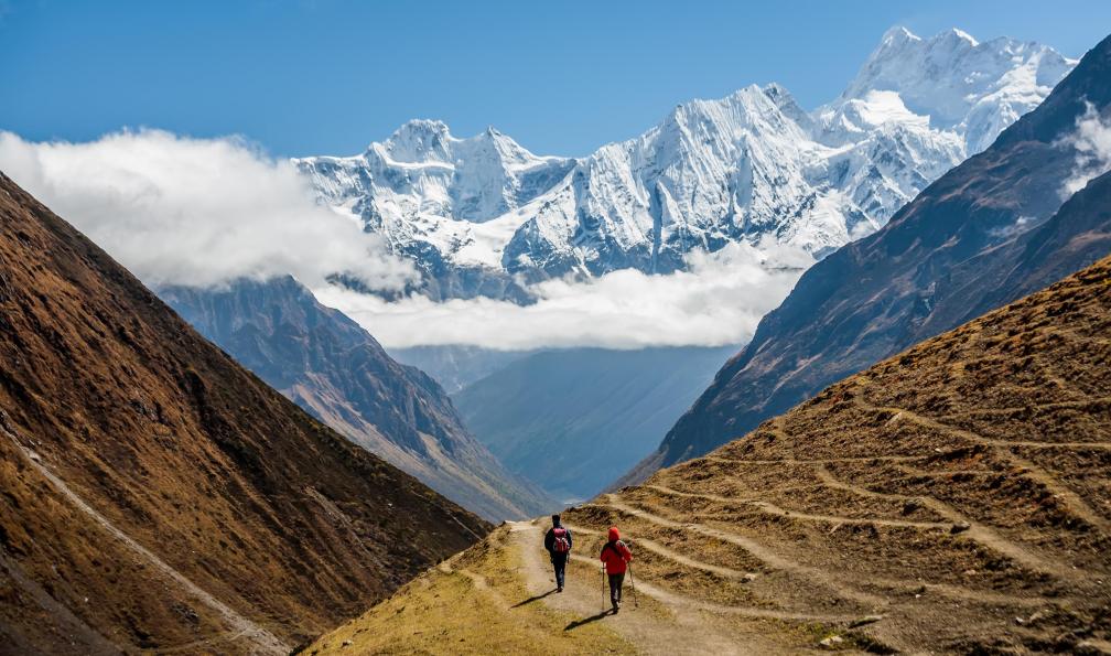 My Good Images  -  Shutterstock -  Trekker sur le Manaslu; Nepal - Le tour du Manaslu sur mesure - 1