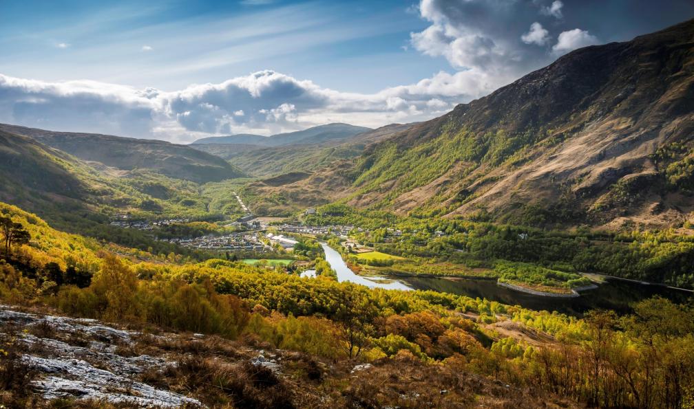 McElroy  -  David -  Shutterstock -  Sur le West Highland Way, vue sur la vallée depuis Kinlochleven;Ecosse - Ecosse mythique : West Highland Way & île de Skye - 1