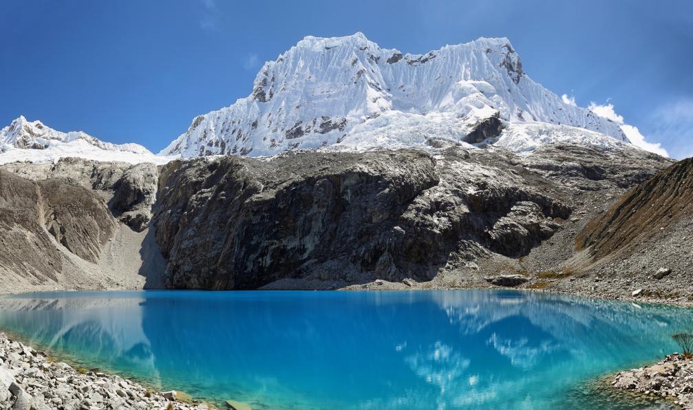 estivillml -  Istock 913390620 -  Laguna 69, lac dans le Parc National de Huascaran, Huaraz, Pérou - De l'Ausangate à la cordillère Blanche - 10