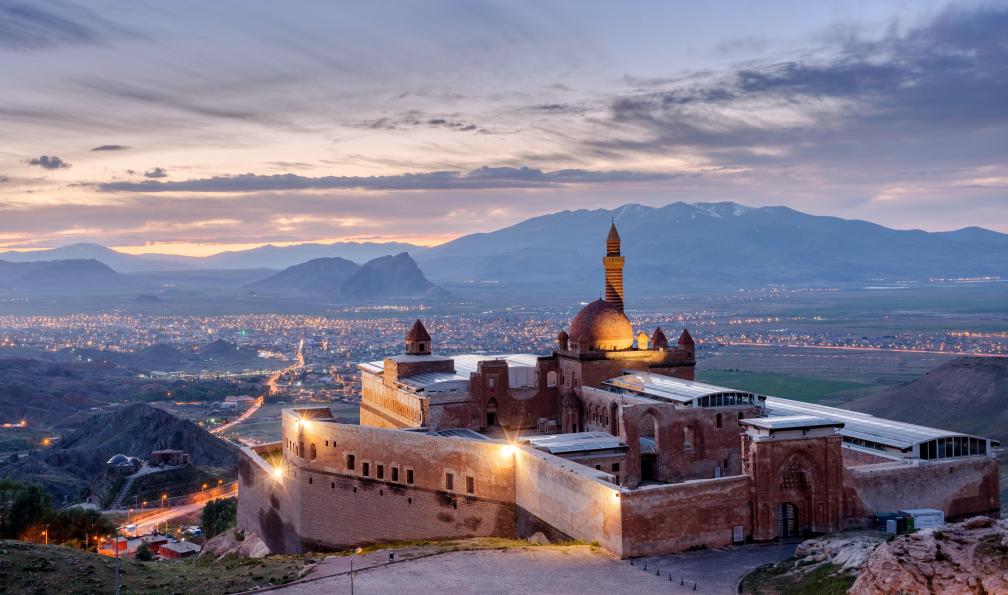 Koraysa - Adobe stock - Le palais Ishak Pasha, Turquie - Aux portes du ciel : Cappadoce, Taurus et Ararat - 1