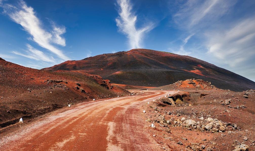 Prod. Numérik - stock.adobe.com - Route de la plaine des Sables, Piton de la fournaise, La Réunion - Jardin tropical de l'océan Indien - 6