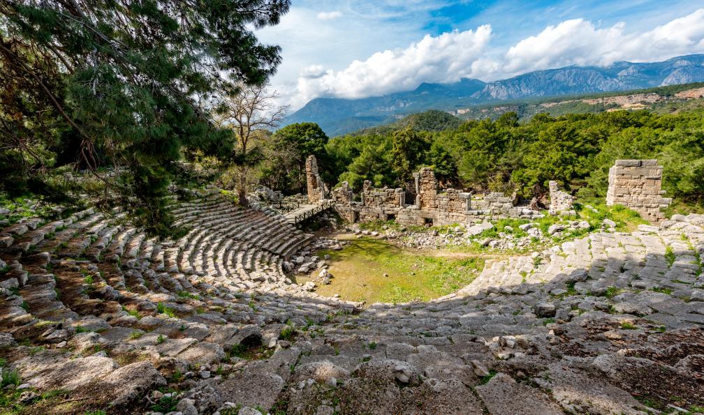 Ender BAYINDIR  -  Shutterstock -  Ancienne cité de Phaselis à Tekirova Kemer,Antalya;Turquie - Friandises de Lycie - 1