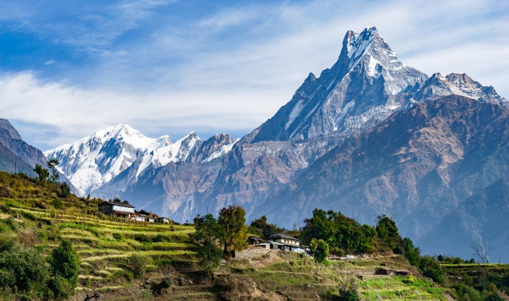 kaz00 -  Istock -  Machhapuchhre et champs en terrasses;Népal - Le grand tour des Annapurnas - 1