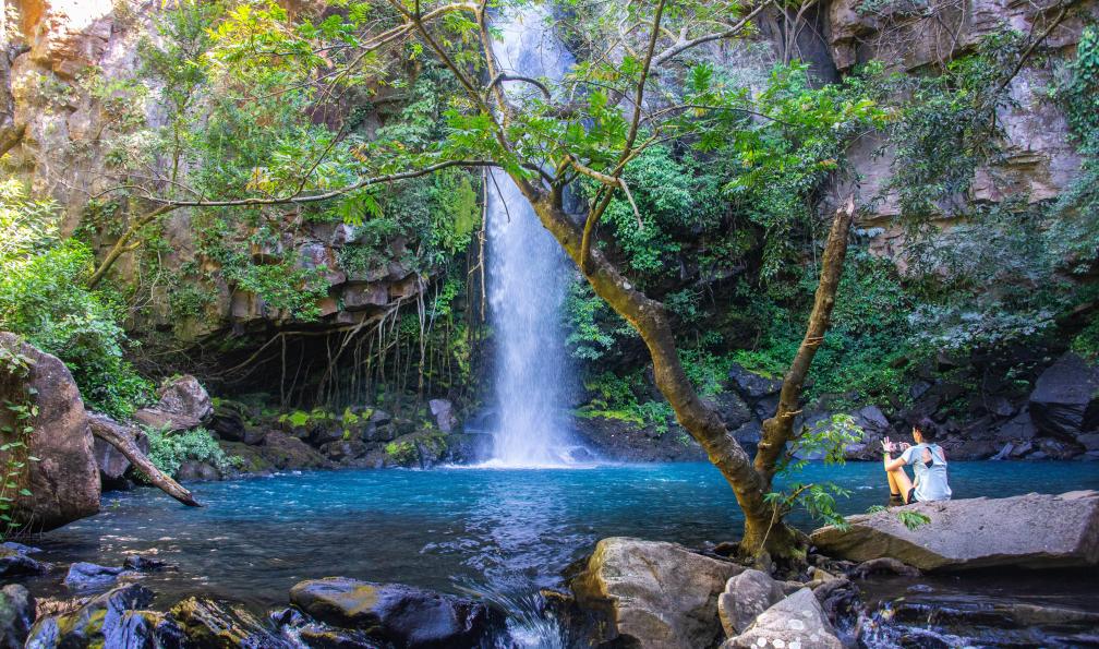 Raquelmogado - Adobe stock - La piscine turquoise de la cascade de La Cangreja, parc national Rincon de La Vieja, Guanacaste, Costa Rica - Pura Vida Trek - 6