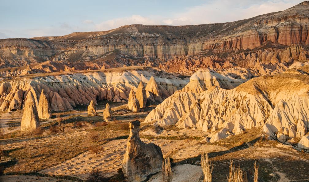 ninelutsk -  Istock -  vallée de Meskendir près de Goreme, plateau Anatolie;Turquie - L'âme de la Turquie : Cappadoce et côte lycienne - 5