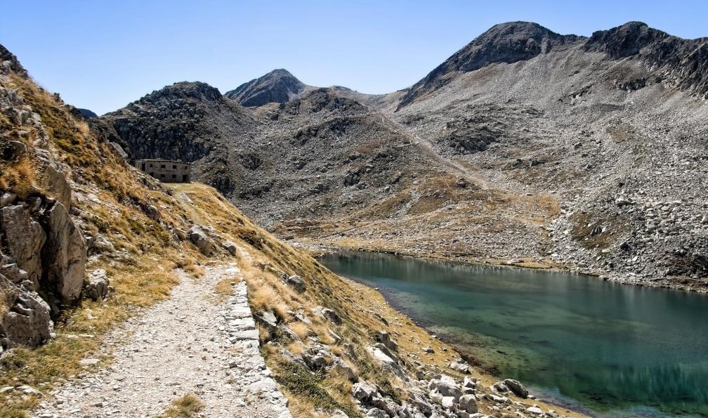Galletto - Marco - Adobe stock - Sentier qui longe le lac de Fremamorta, Alpes, Italie - Alta via dei Re - 6
