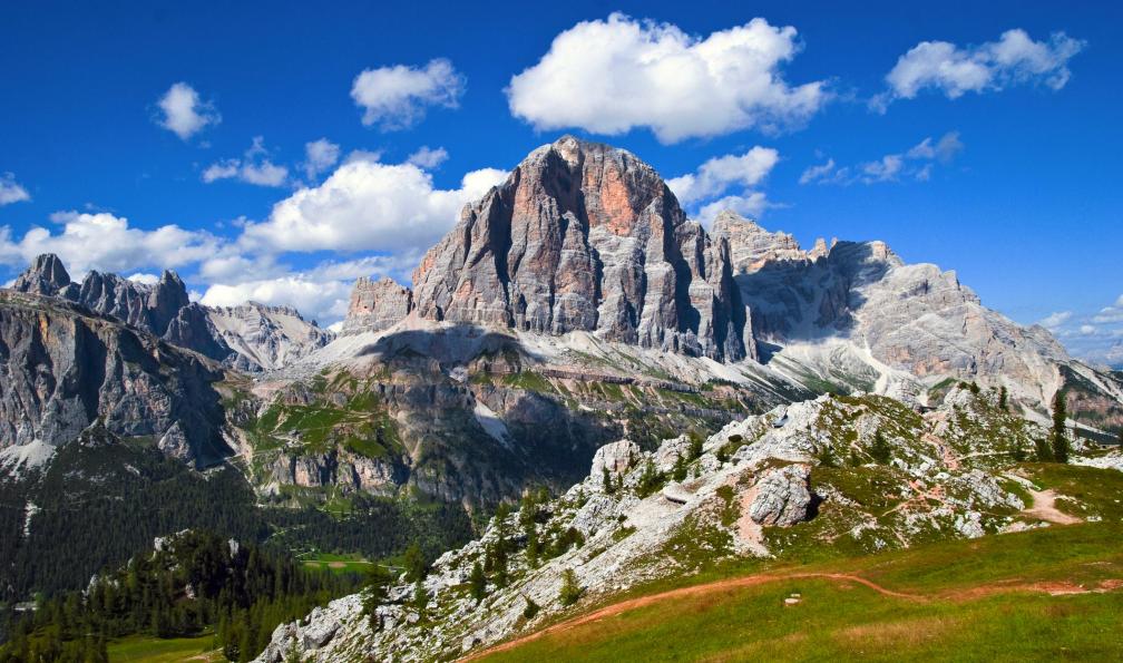 marianpoara -  istock -  Tofano di Rozes dans les Dolomites, Italie - Le meilleur des Dolomites de Cortina - 5