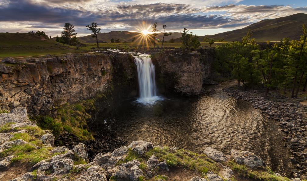 Anton  -  Petrus -  Shutterstock -  Chute d'eau de Ulaan Tsutgalan;Mongolie - Grand trek du Khangai et désert de Gobi - 9