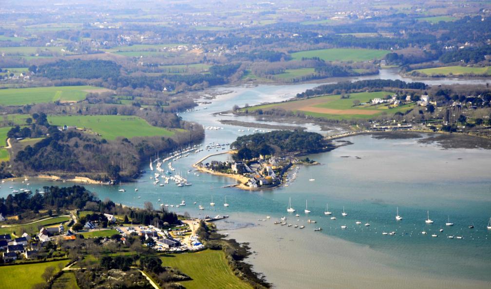 Vue aérienne du golfe du Morbihan, Bretagne. - Le tour du Golfe du Morbihan - 5