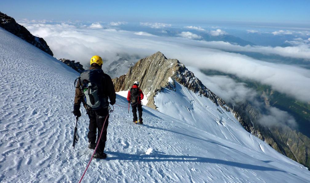 Voyage en Haute Montagne - Les dômes de Miage en traversée