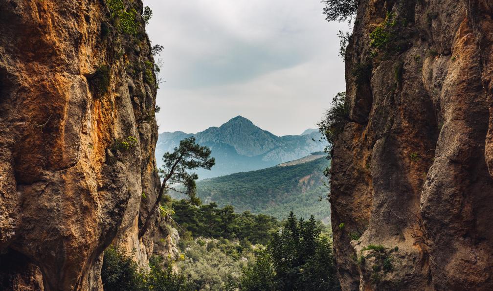 Hansen - J - Adobe Stock - Canyon dans les montagnes Taurus , Turquie - Cappadoce & Mont Taurus: les géants d'Anatolie - 9