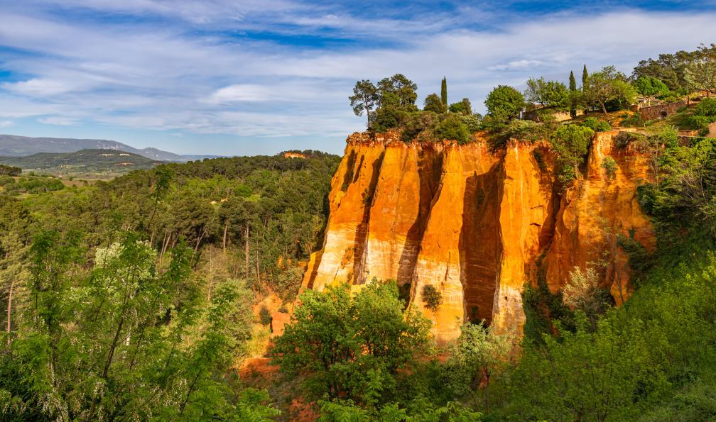 majonit - Adobe Stock - Les ocres de Roussilon, Lubéron, France - Luberon et la magie des ocres - 2