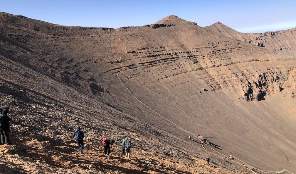 Gintz - Timothé - Randonneurs dans la descente du M'Goun, Maroc - M'Goun, le Maroc des hauteurs - 3