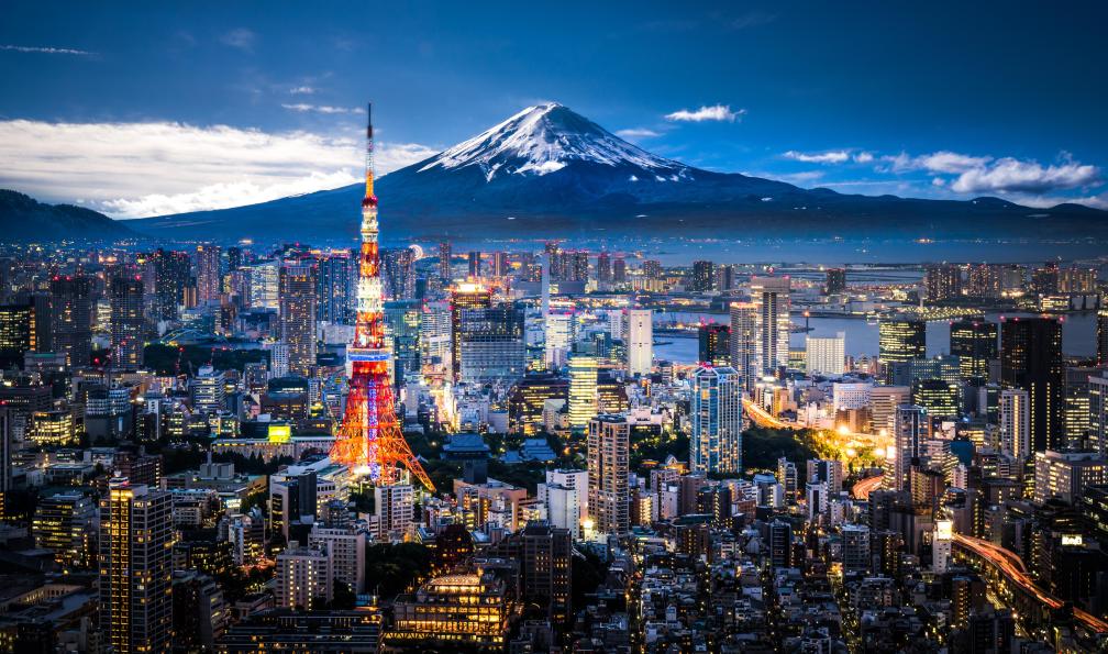 yongyuan -  Istock -  Ville de Tokyo et le Mont Fuji en fond;Japon - Randonnées zen au Japon - 2