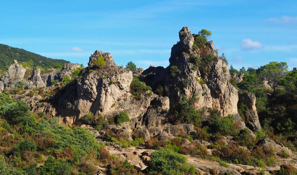Unsplash - Relief du massif central, France - Du lac de Salagou au Caroux - 5