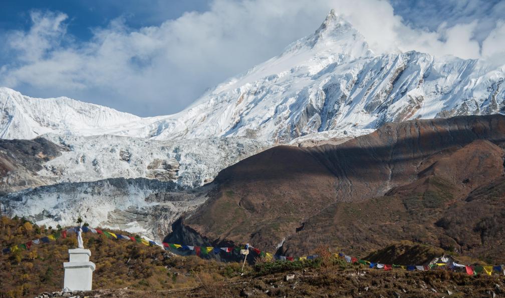 Dmitry  -  Kolchinski -  Shutterstock -  Sur le circuit de Trek du Manaslu, Sama Gaon;Népal - Le tour du Manaslu sur mesure - 3