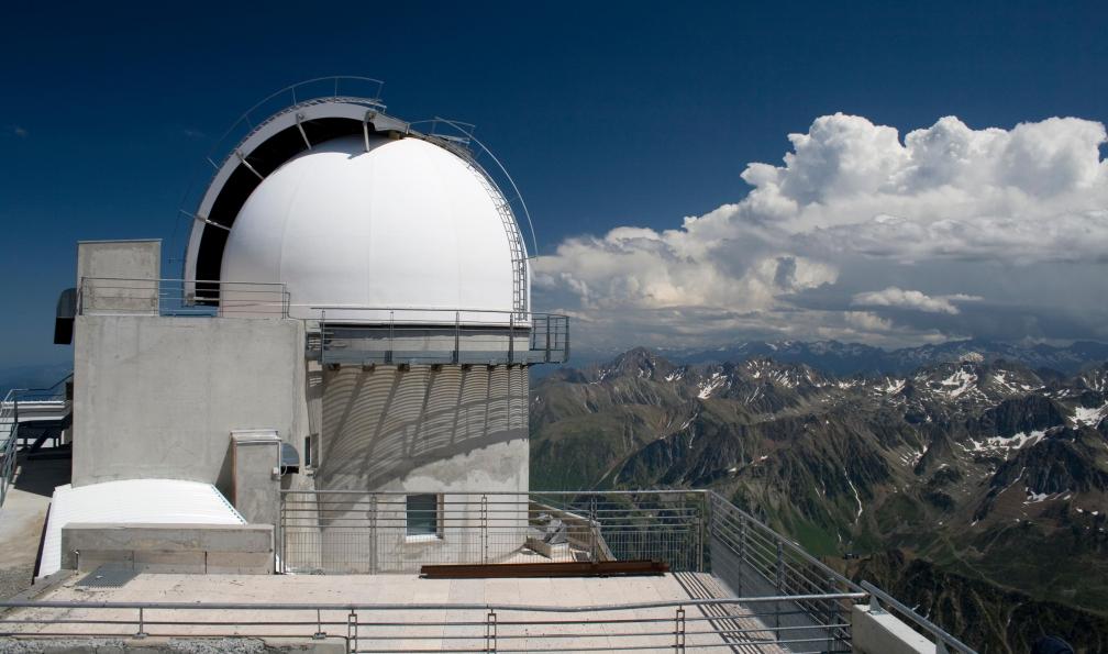 PIXATERRA - Adobe stock - Observatoire du Pic du Midi de Bigorre, Pyrénées, France - Du Pic du Midi aux lacs du Néouvielle - 8