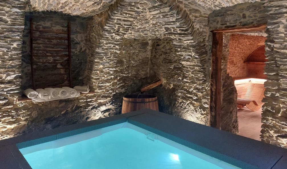 Hauer - Florian - SPA de lhébergement La Tano di Grich dans le Val Maira, Piémont, Italie - Découverte du Val Maira à raquettes - 11