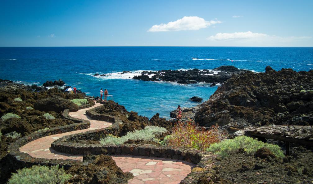Neissl - stock.adobe.com - Piscine deau de mer « Cala de Tacorón » à El Hierro, Îles Canaries, Espagne - El Hierro, île préservée - 9