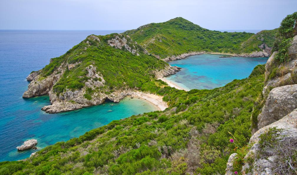 CCat82 -  Istock -  Plage de Porto Tioni, Corfou;Grèce - Les richesses de Corfou à vélo - 10