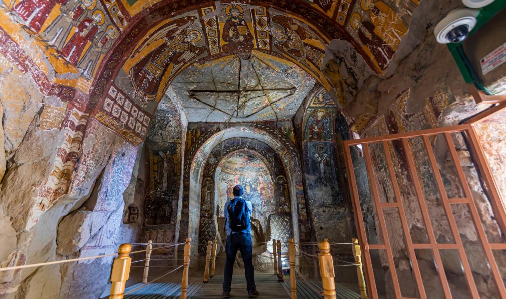 attraction art - Adobe Stock - Vallée dIhlara en Cappadoce : Monastère de Peristrema, Turquie - Charmes de Cappadoce et d'Istanbul - 9