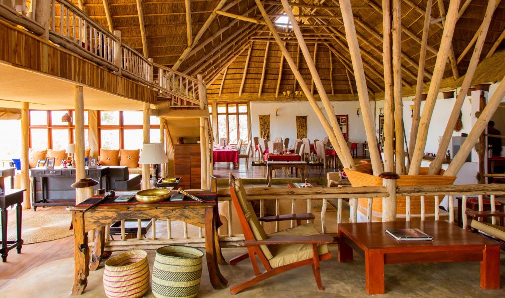 HorsPiste -  tanzanie -  Salle a manger dans une lodge;Tanzanie - Trilogie en Tanzanie - 10