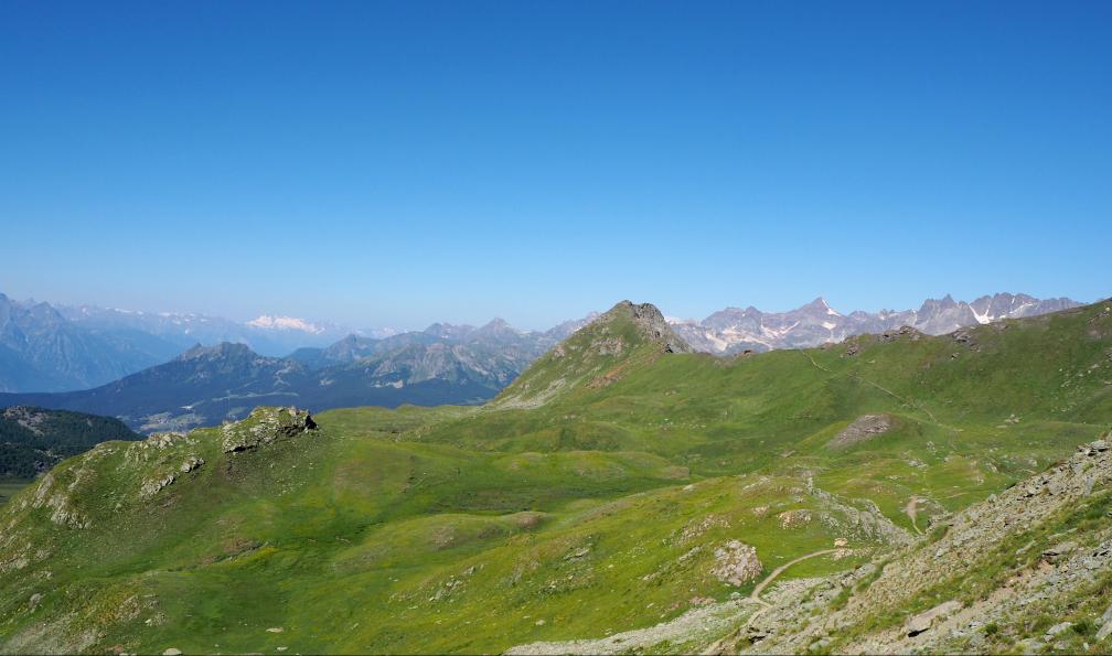 Toutain - Solveig - Vue depuis le col de Nannaz, Alpes, Italie - Alta via n°1 : Sur les chemins des Géants - 2