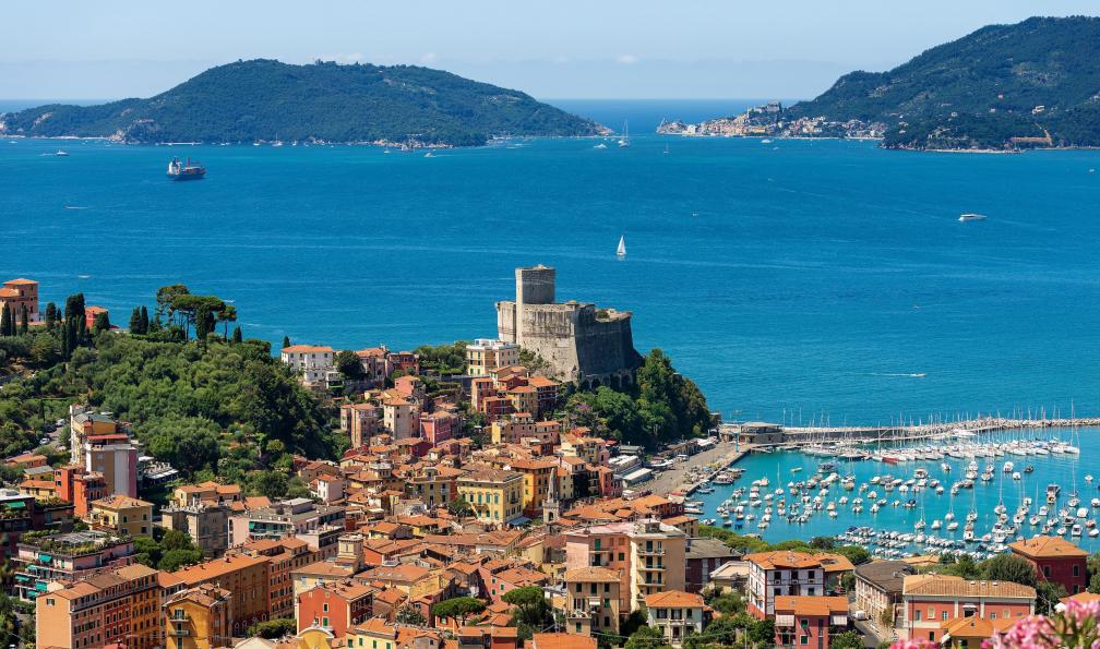 Alberto Masnovo -  istock -  Village de Lerici et Portovenere - Golfe de La Spezia - Ligurie Italie - Les Cinque Terre grand format - 4