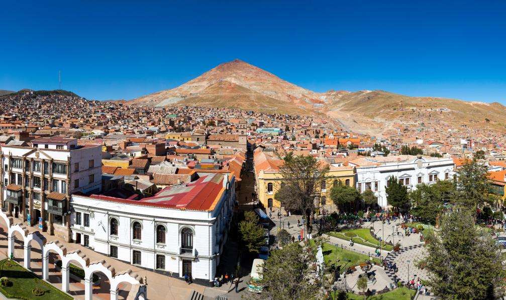 Haico - Adobe stock - Panorama de la ville de Potosi, son architecture et ses montagnes, Bolivie - Les trésors de l'Altiplano - 16