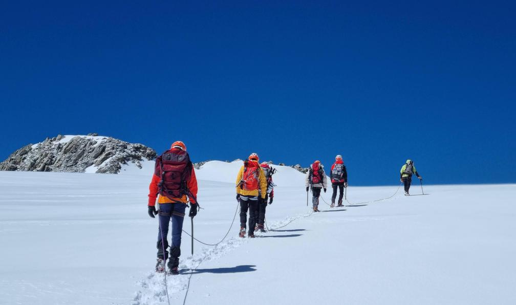 Cecile Descamps -  Ascension du Mont-Blanc, France - Objectif Mont-Blanc (4809 m) - 9