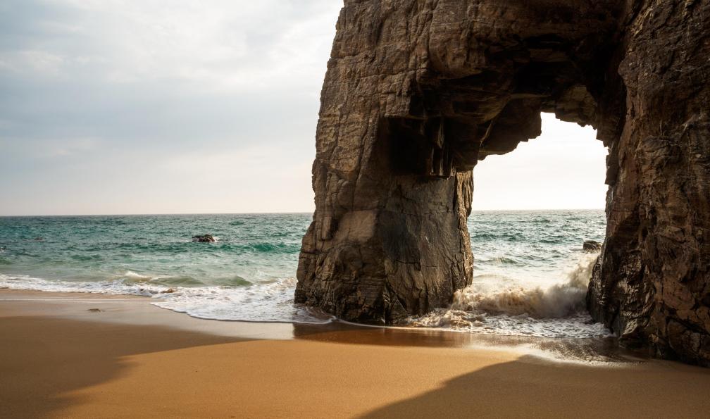 Istock -  Arche du Port-Blanc, Quiberon, Morbihan, Bretagne, France. - Paysages et côtes sauvages du Morbihan - 4